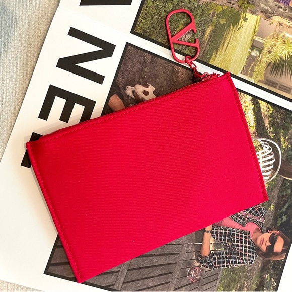 Valentino red cosmetic bag - Picture 6 of 6